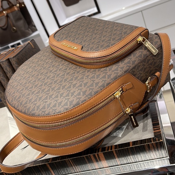 Michael Kors Backpack Bag Jaycee Md Backpack Brown Braun 35S2G8TB2B - Picture 8 of 16